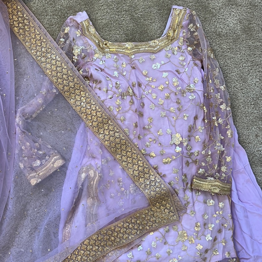 Indian/Pakistani/Afghan Suit